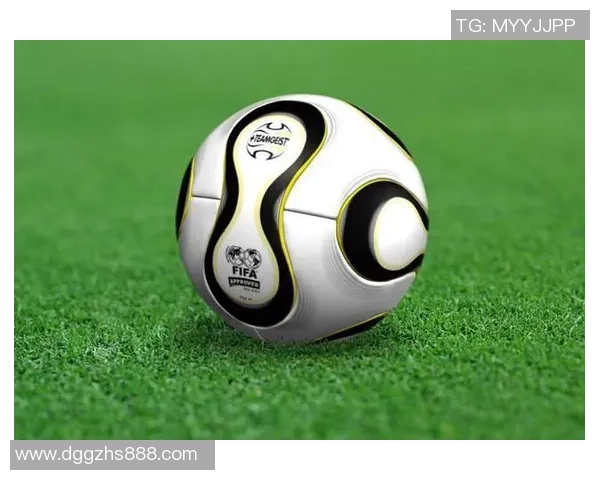 如何绘制足球明星的生动形象技巧与步骤详解